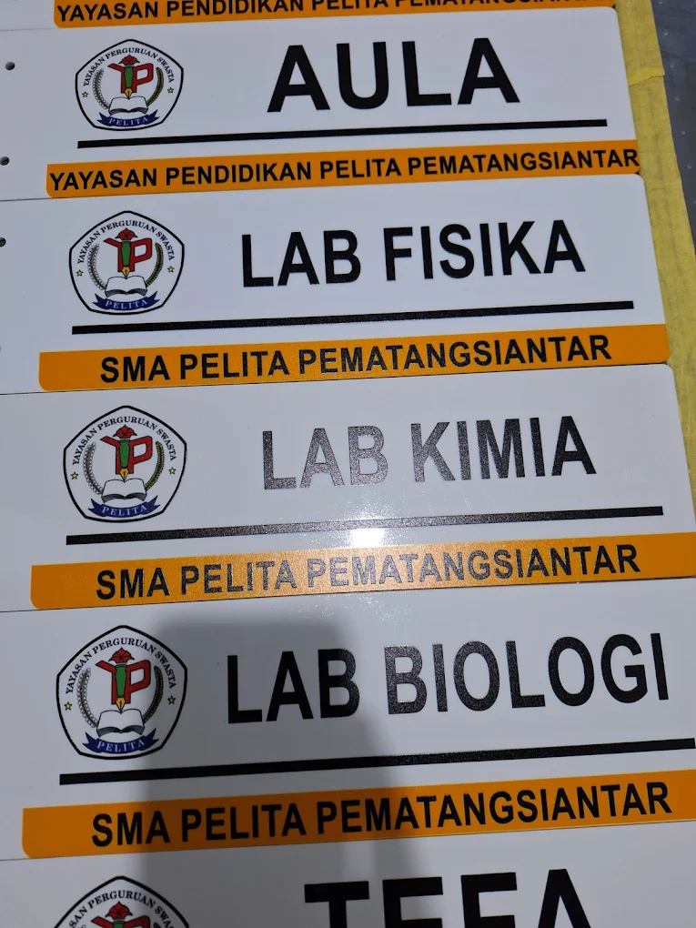 Hasil Kerja Berkah Akrilik